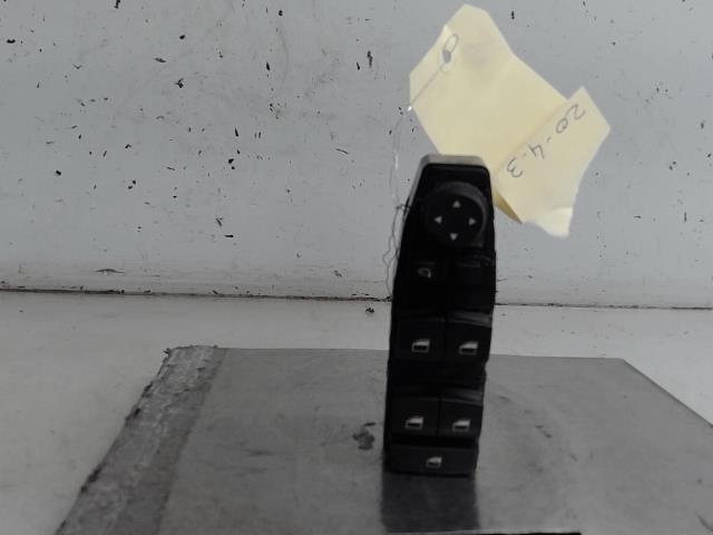 Interrupteur de leve vitre avant gauche