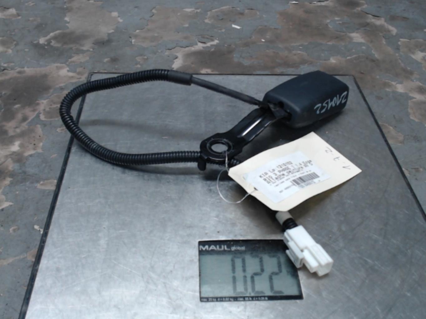Attache ceinture avant droit