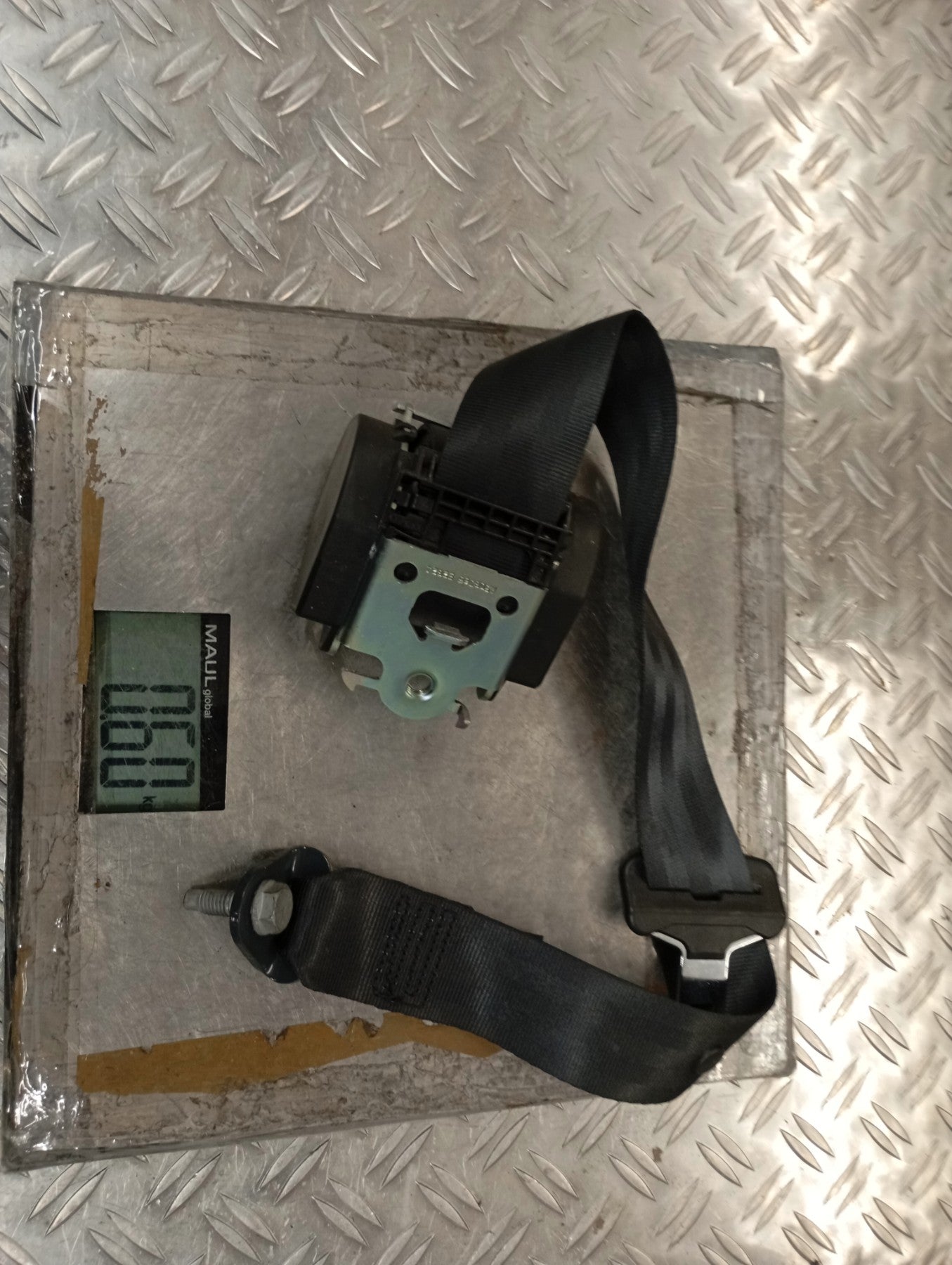 Ceinture arriere droit