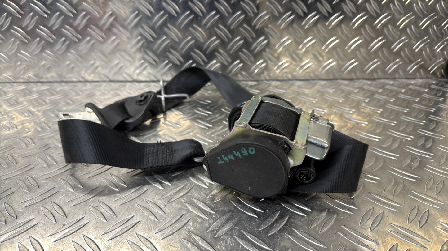 Ceinture avant gauche