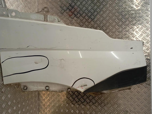 Aile avant droit