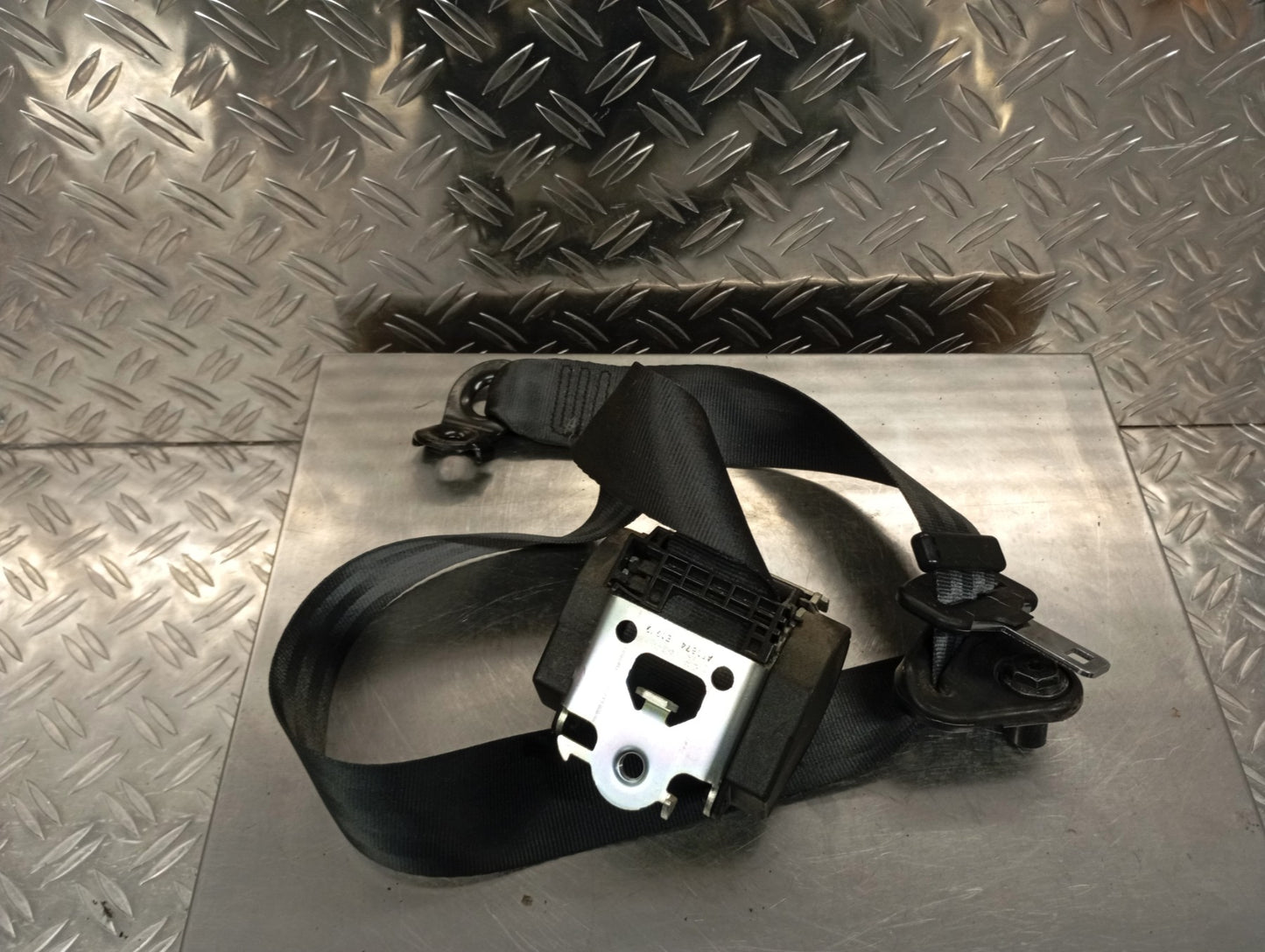 Ceinture avant droit