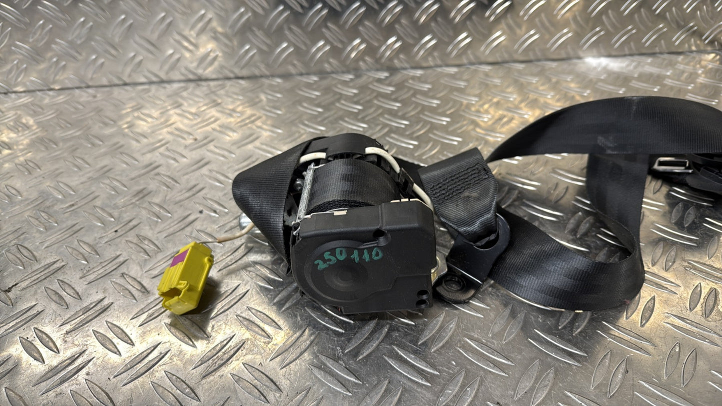 Ceinture avant droit