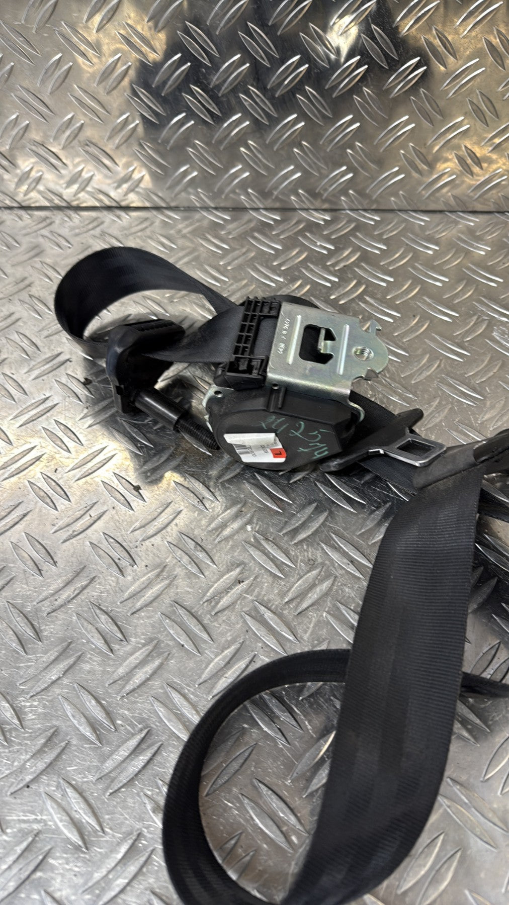 Ceinture avant gauche