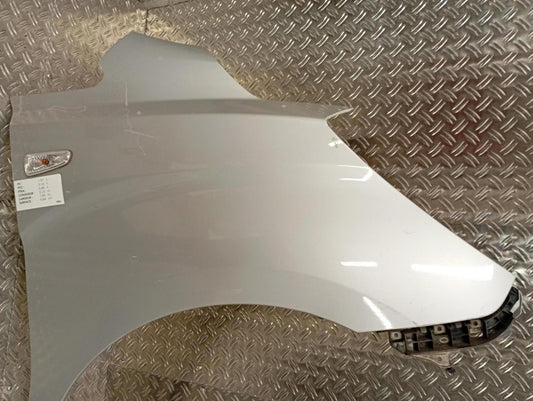 Aile avant droit - HYUNDAI H1 2 STAREX (2008)