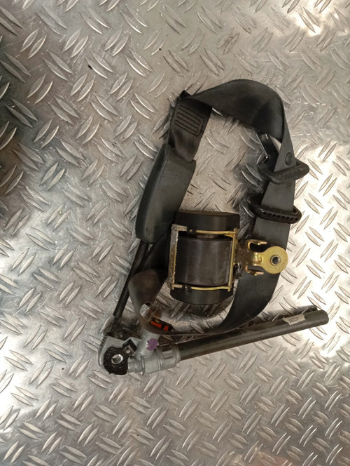 Ceinture avant droit