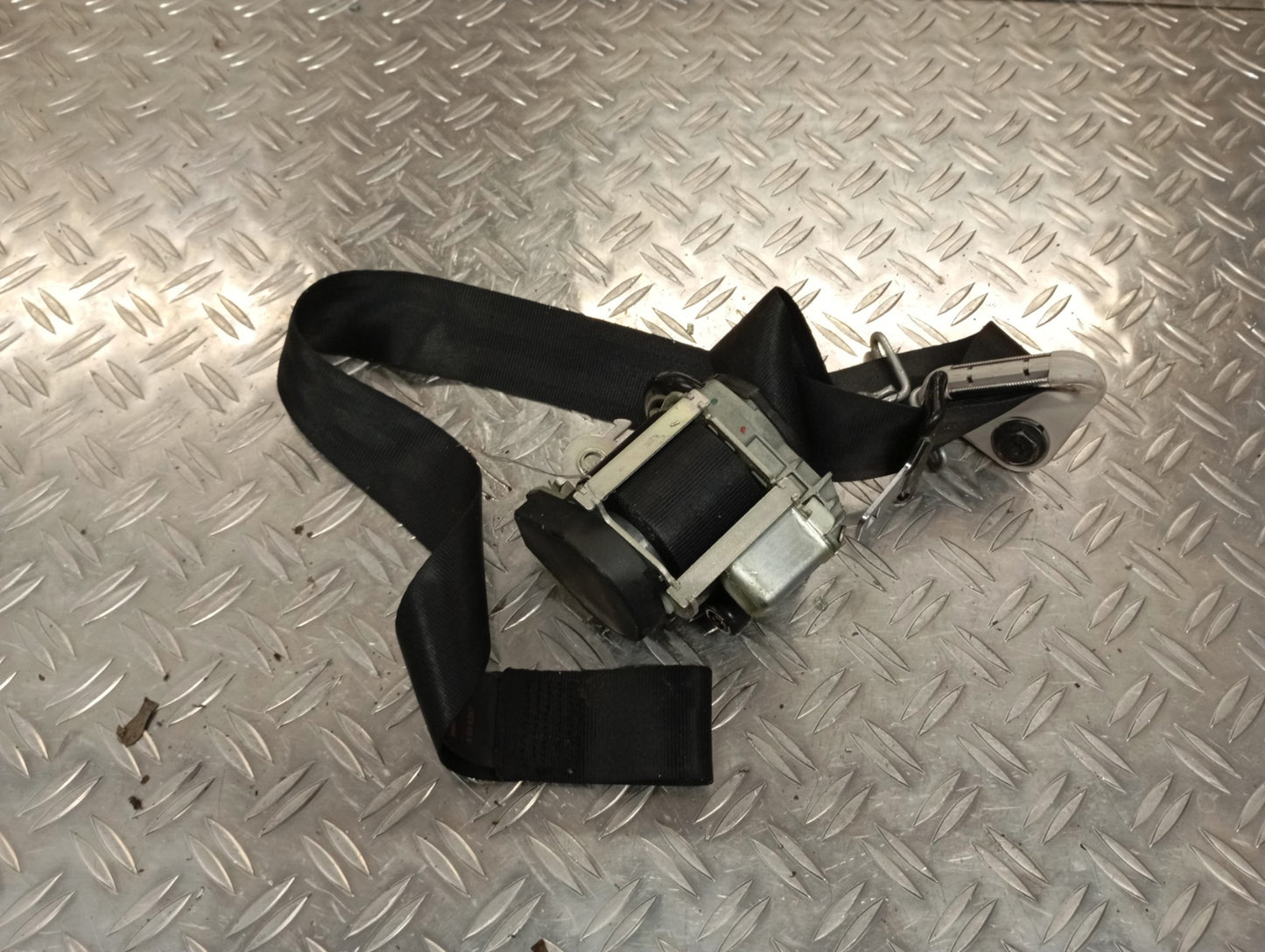 Ceinture avant droit
