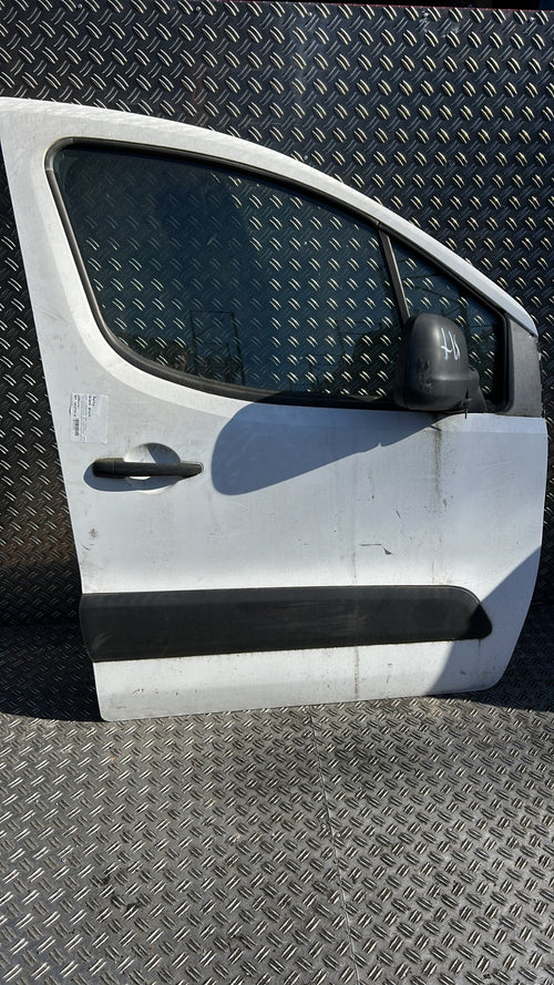 Porte avant droit - PEUGEOT PARTNER 2 PHASE 1 2009.0