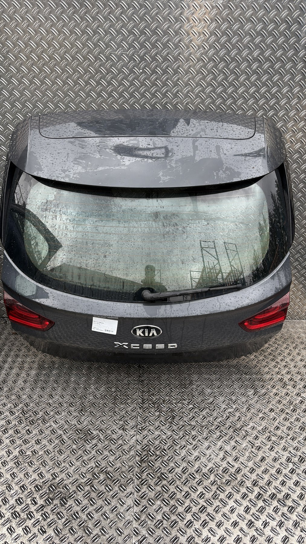 Malle/Hayon arriere - KIA XCEE-D (2020)