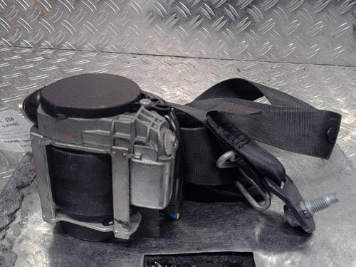 Ceinture avant gauche