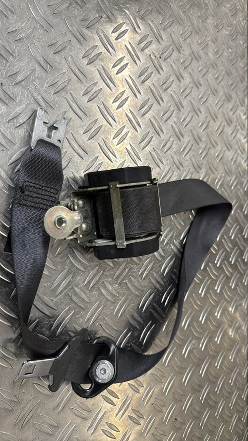 Ceinture avant droit