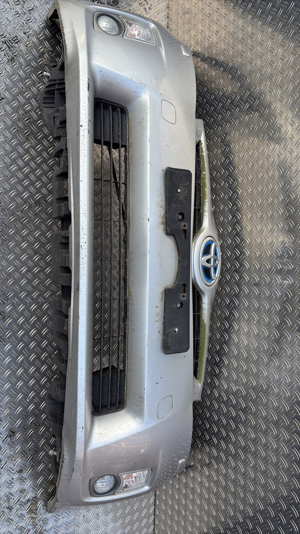 Pare choc avant - TOYOTA PRIUS 3 PHASE 1 2010.0
