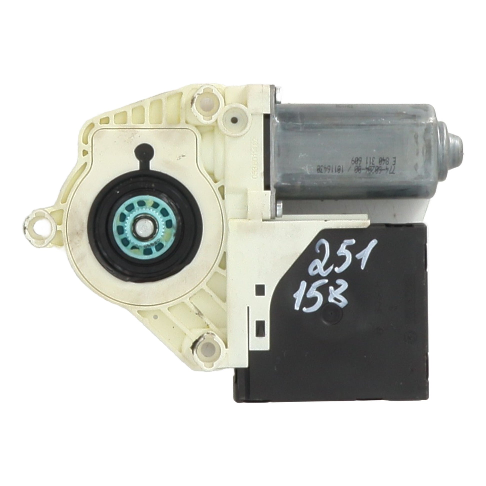 Moteur leve vitre avant droit