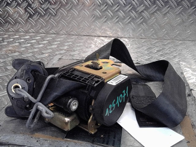 Ceinture avant droit