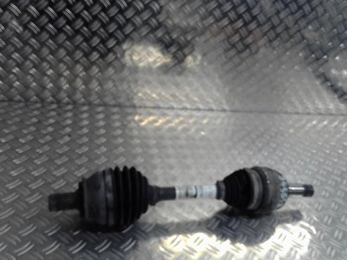 Cardan gauche (transmission)