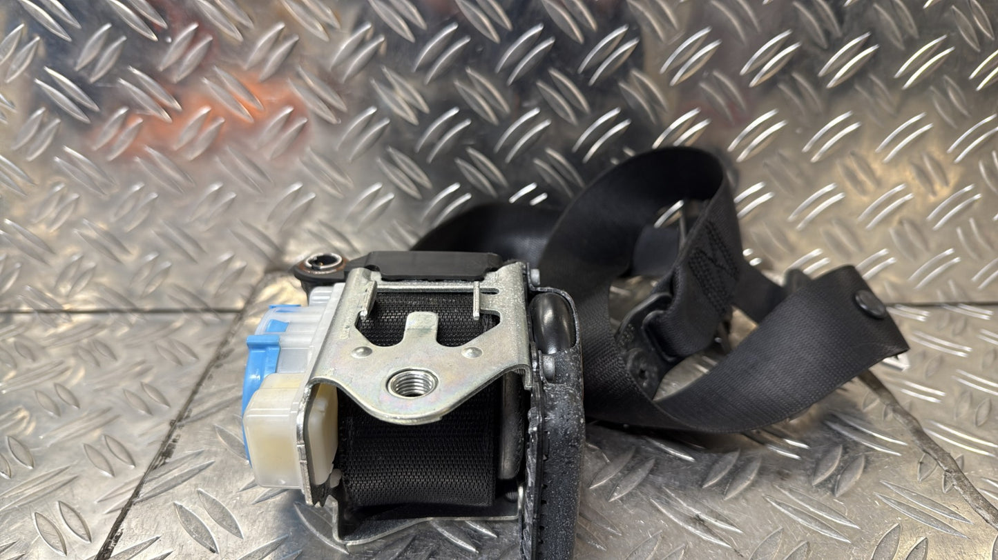 Ceinture avant gauche