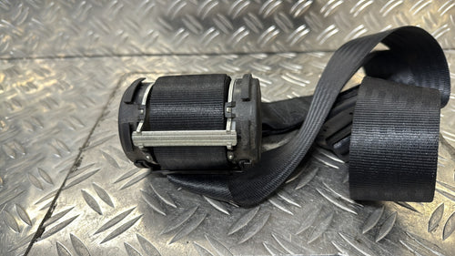 Ceinture avant droit