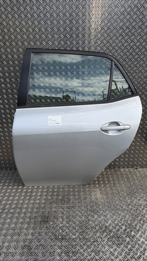 Porte arriere gauche - TOYOTA AURIS 1 PHASE 1 2012.0