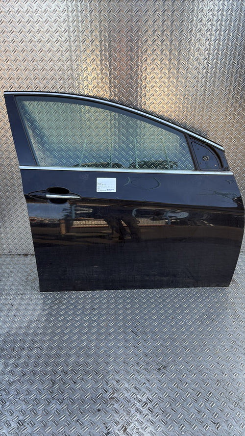 Porte avant droit