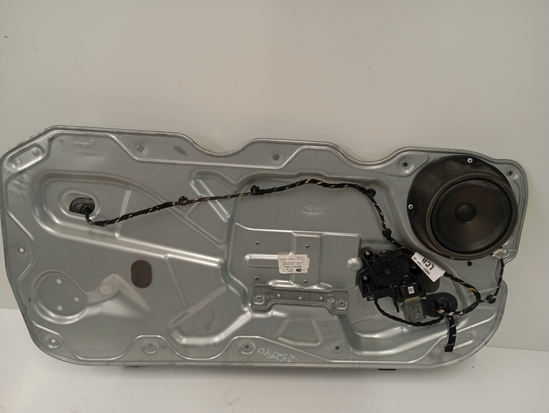 Moteur leve vitre avant droit