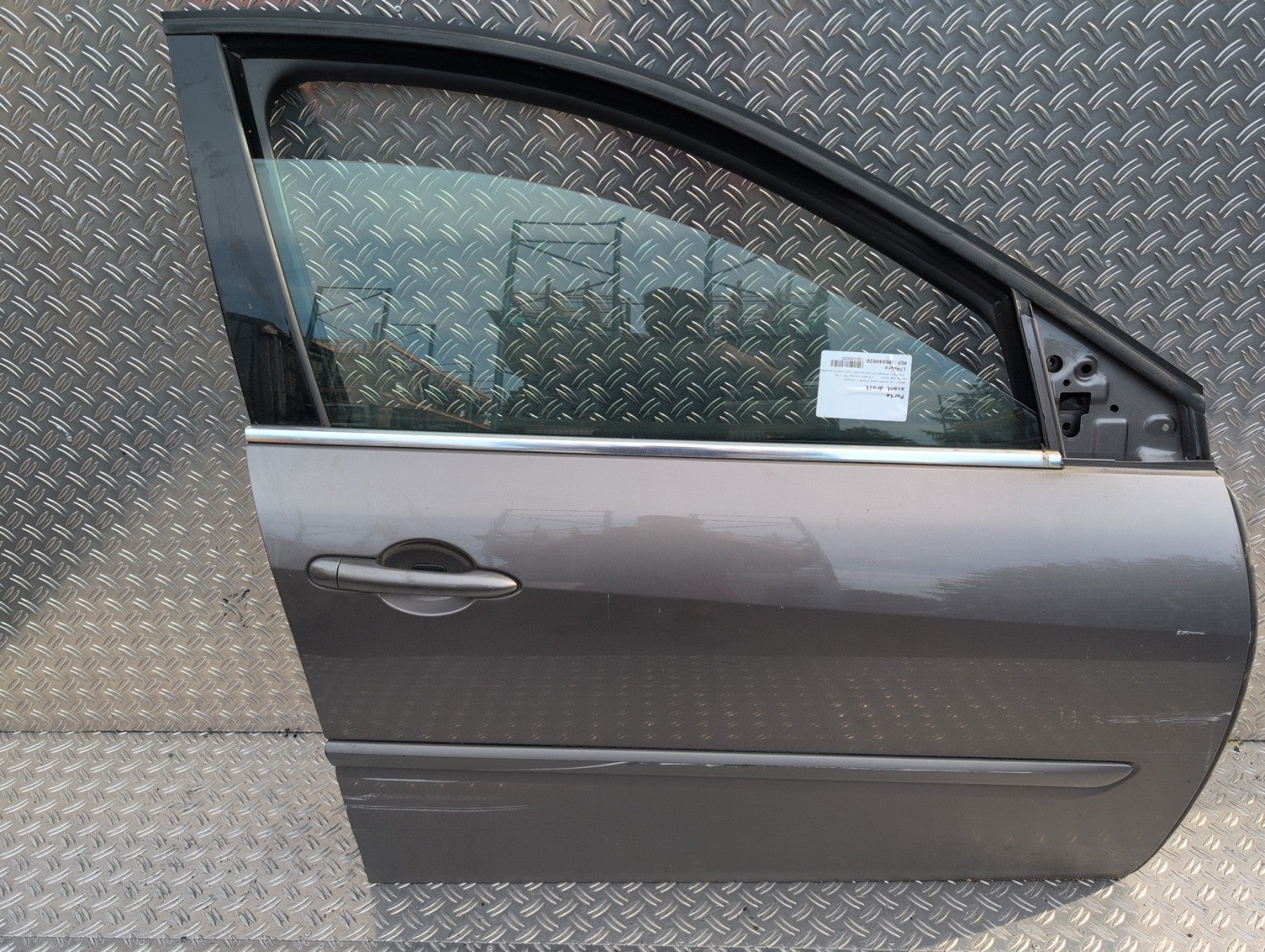 Porte avant droit - RENAULT LAGUNA 3 PHASE 1 2007.0