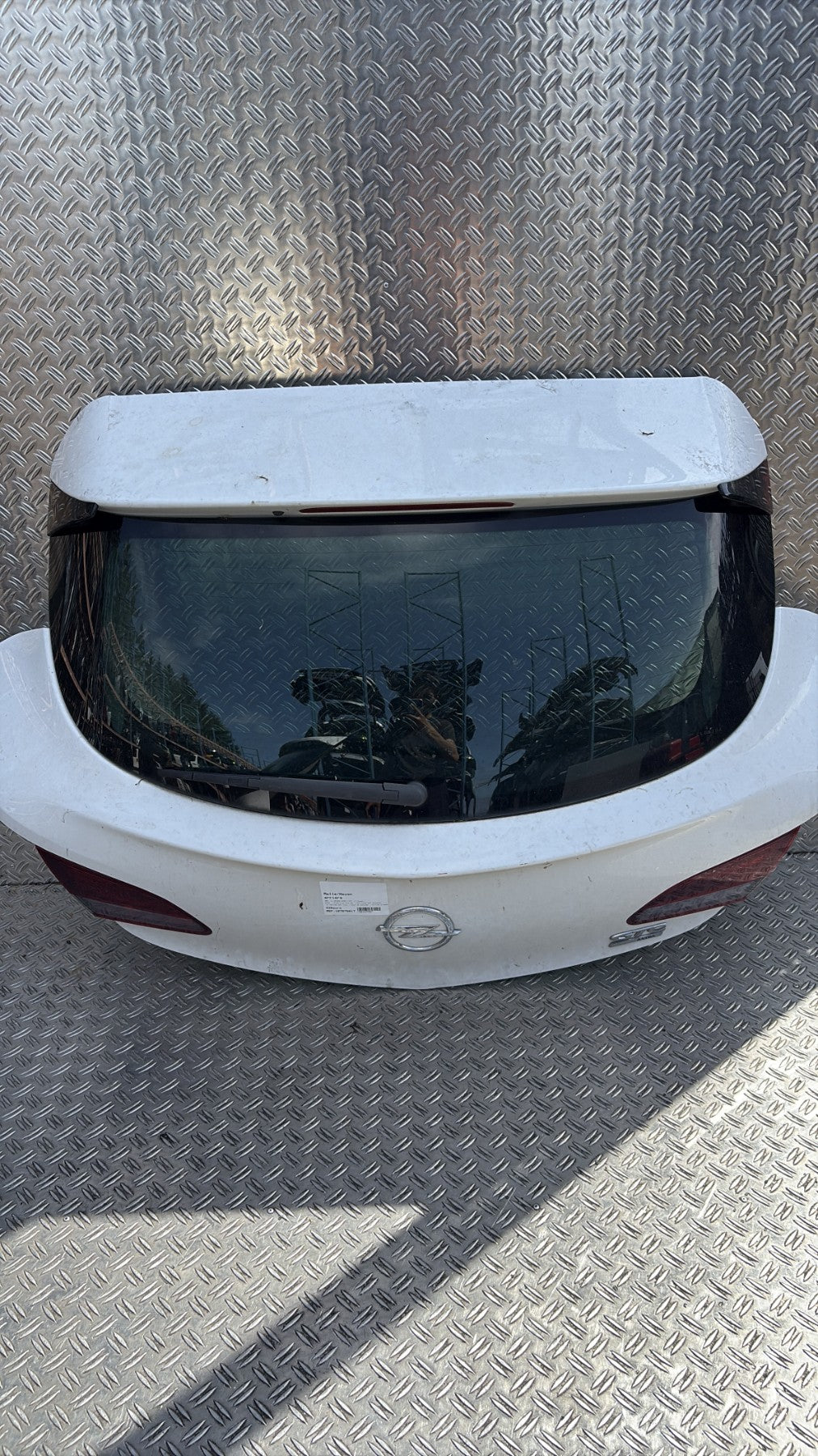 Malle/Hayon arriere - OPEL ASTRA J GTC (2012)