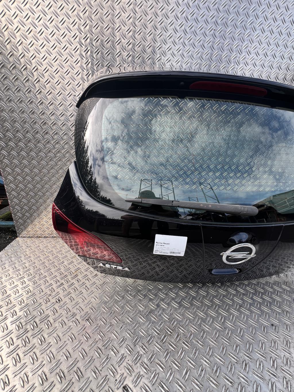 Malle/Hayon arriere - OPEL ASTRA J PHASE 1 (2010)