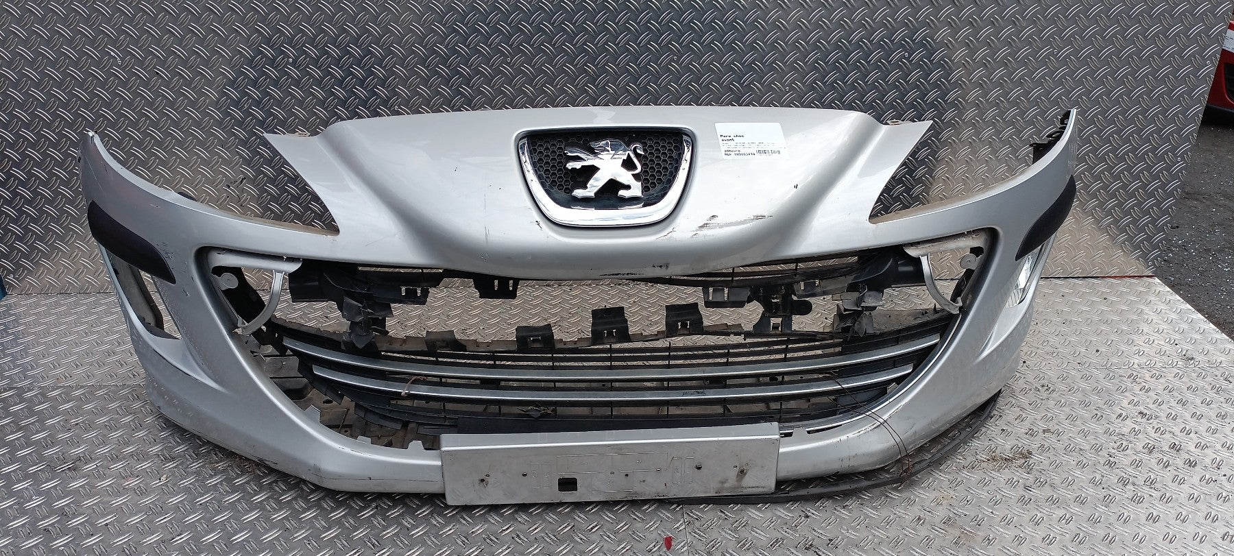 Pare choc avant - PEUGEOT 308 1 SW PHASE 1 BREAK 2008.0