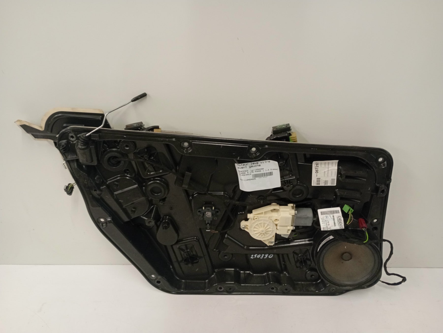 Moteur leve vitre avant gauche
