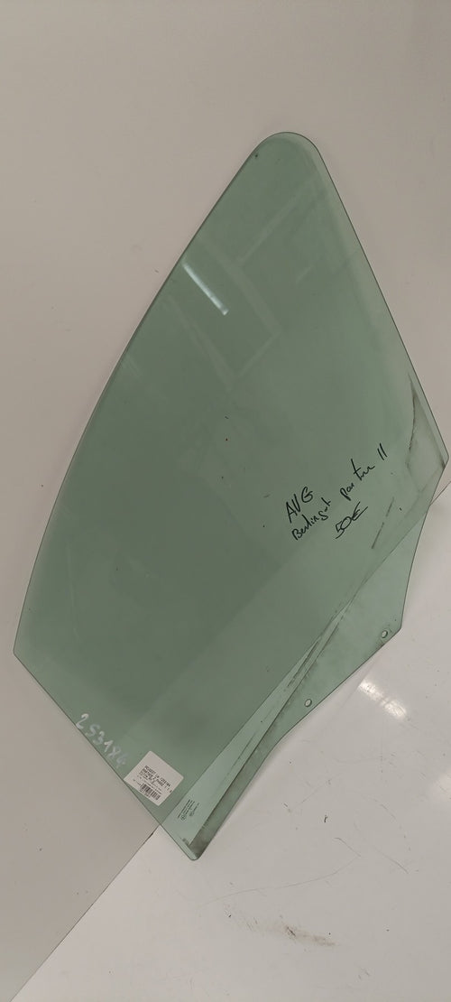 Vitre avant gauche