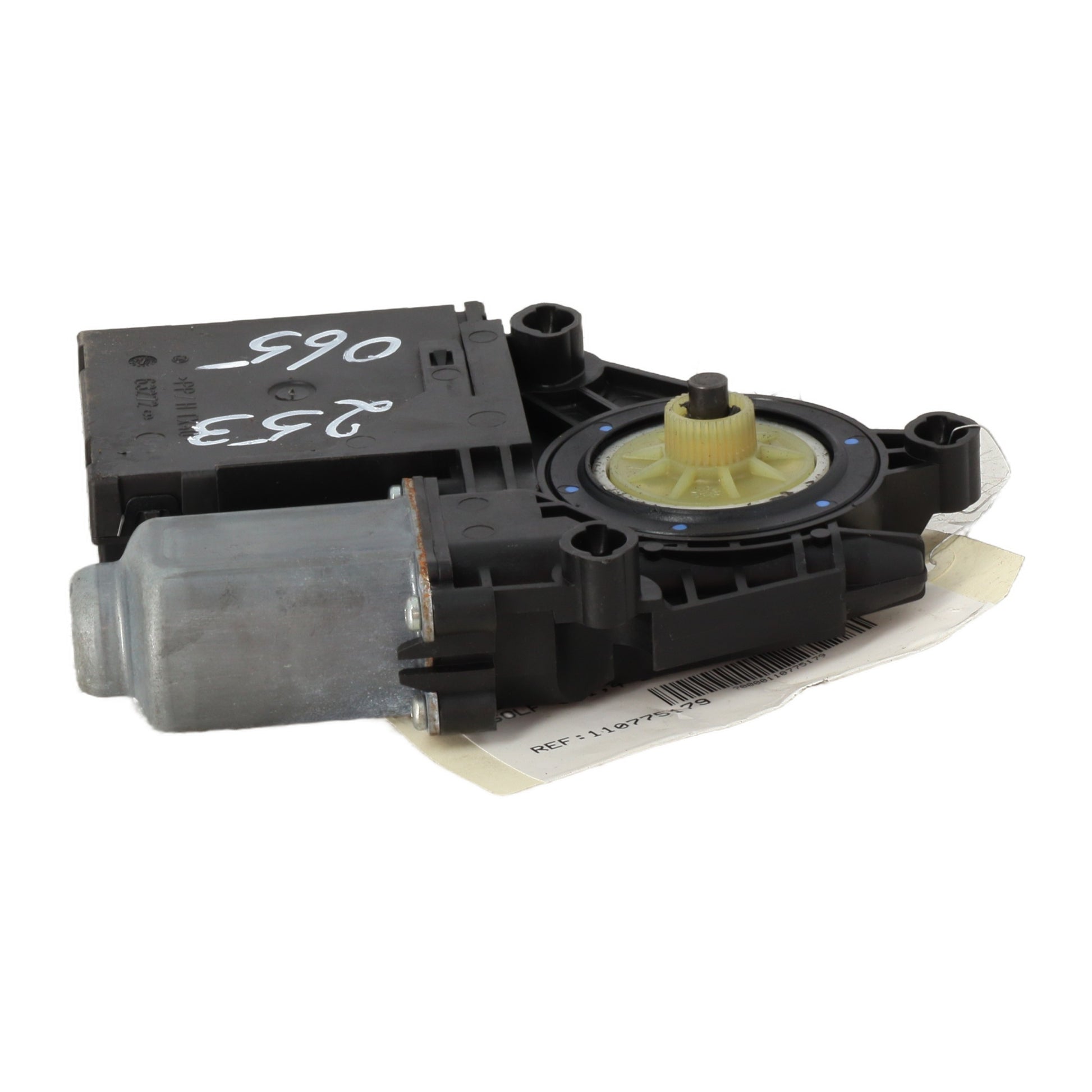 Moteur leve vitre avant droit