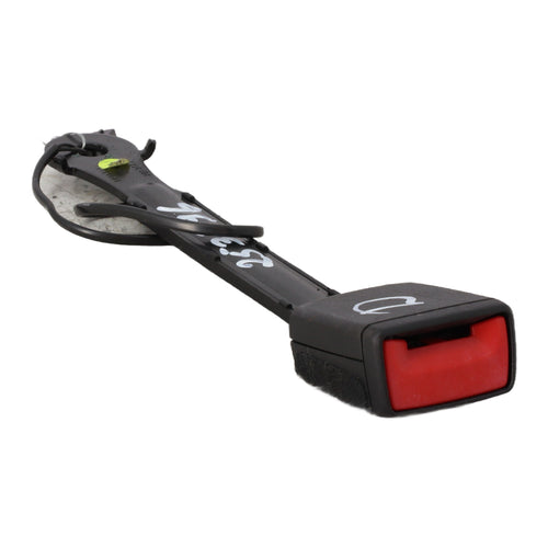 Attache ceinture avant droit