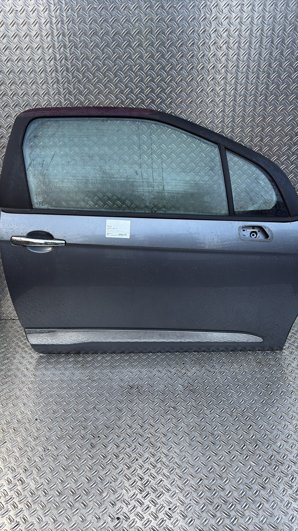 Porte avant droit - CITROEN DS3 PHASE 1 2024.0