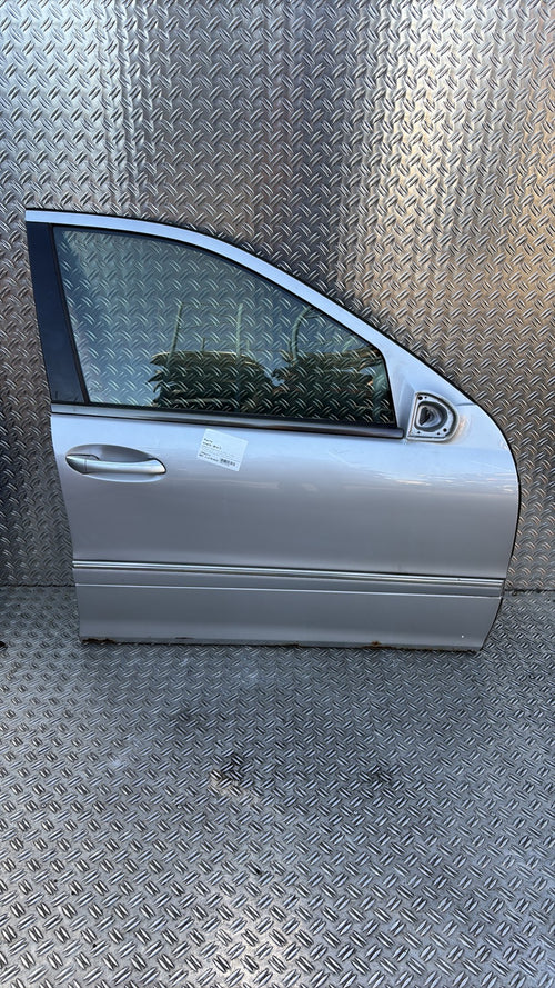 Porte avant droit - MERCEDES CLASSE C 203 PHASE 1 2002.0