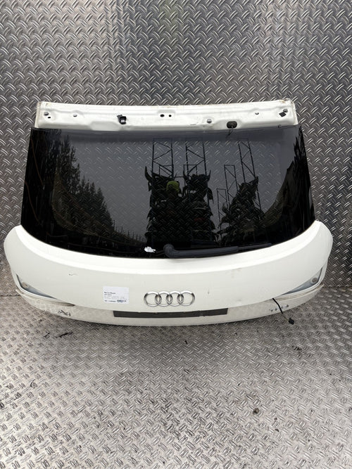 Malle/Hayon arriere - AUDI A1 1 SPORTBACK PHASE 1 (2013)