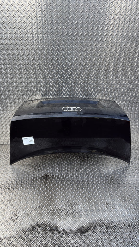 Malle/Hayon arriere - AUDI A4 2 PHASE 1 (2002)
