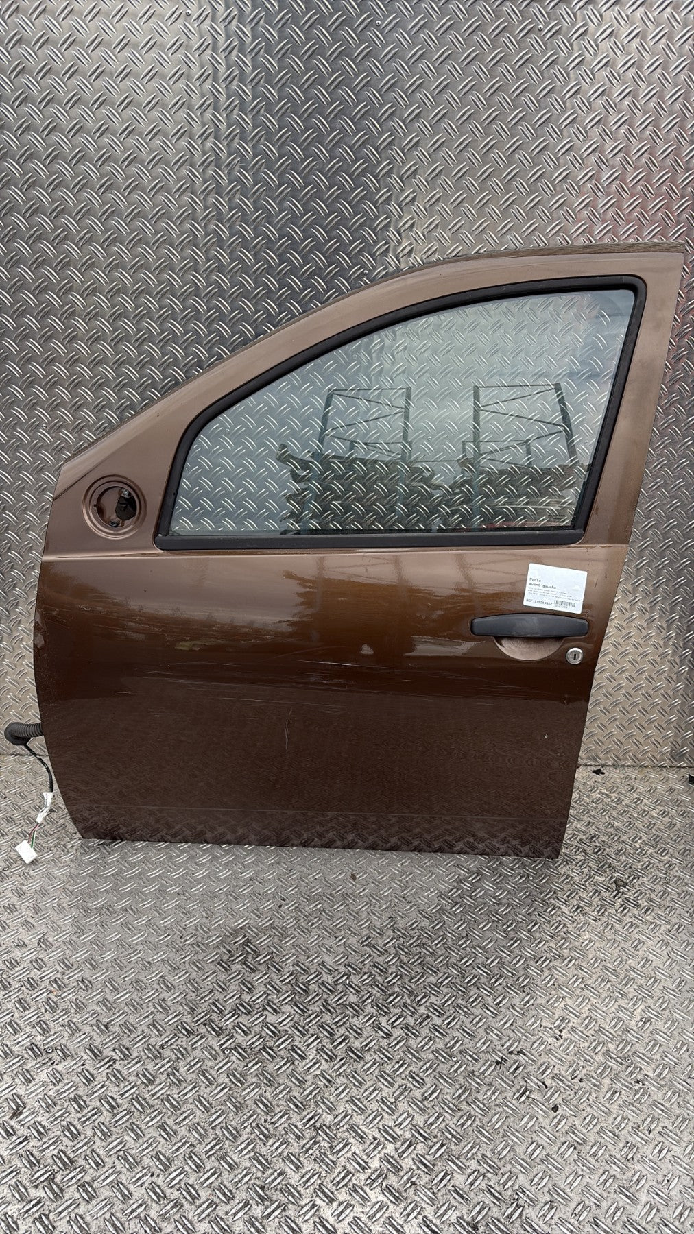 Porte avant gauche - DACIA DUSTER 1 PHASE 1 2012.0