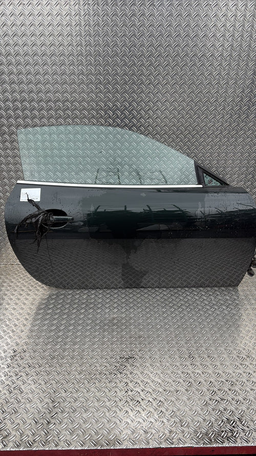Porte avant droit