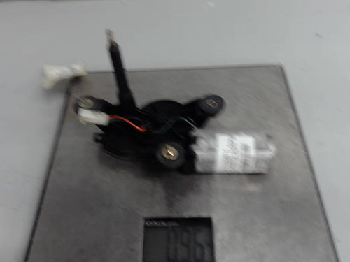 Moteur essuie glace arriere