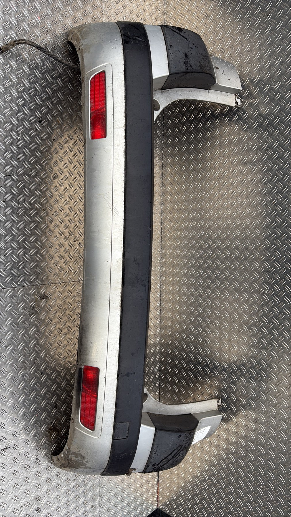 Pare choc arriere - CITROEN C4 PICASSO 1 2008.0