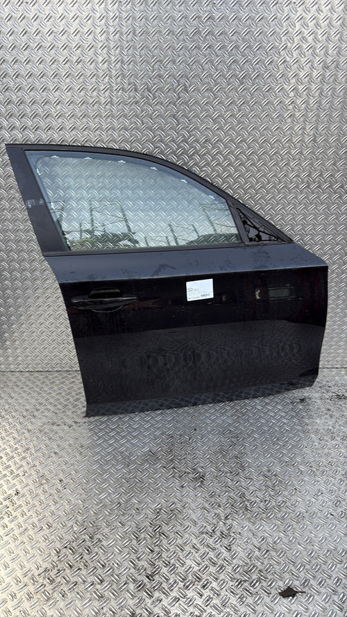Porte avant droit