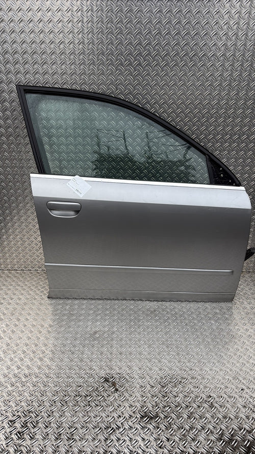 Porte avant droit - AUDI A4 2 PHASE 1 