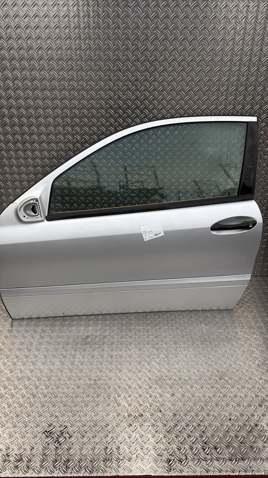 Porte avant gauche - MERCEDES CLASSE C 203 COUPE SPORT PHASE 2 2006.0