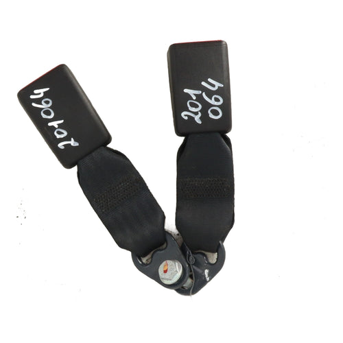 Attache ceinture arriere droit