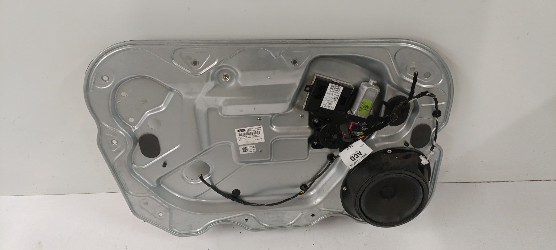 Moteur leve vitre avant gauche