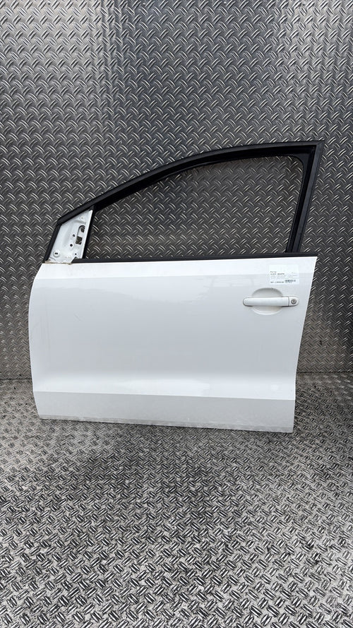 Porte avant gauche - VOLKSWAGEN POLO 5 PHASE 1 2012.0