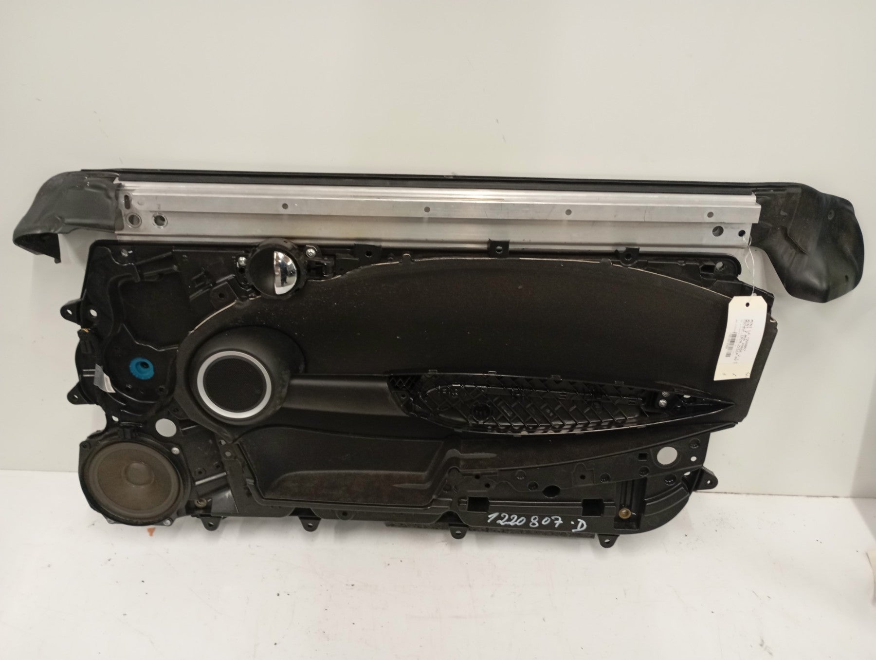 Moteur leve vitre avant droit
