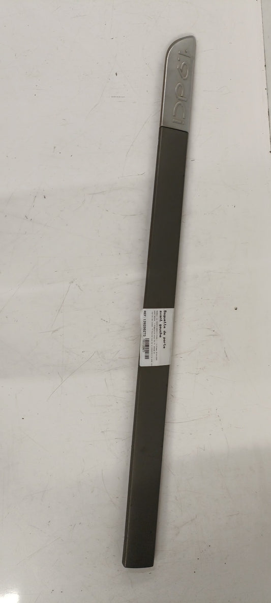 Baguette de porte avant gauche