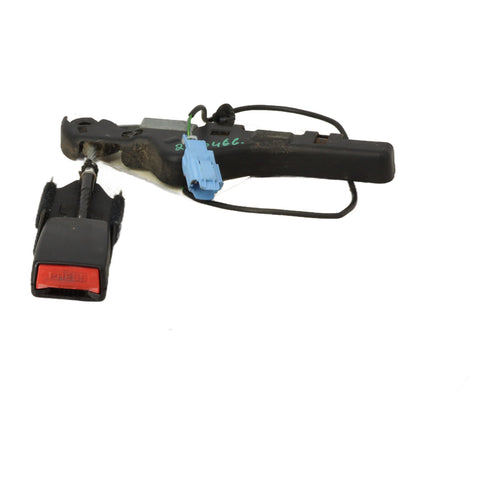 Attache ceinture avant droit