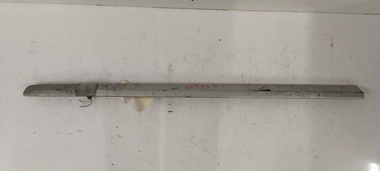 Baguette de porte avant droite
